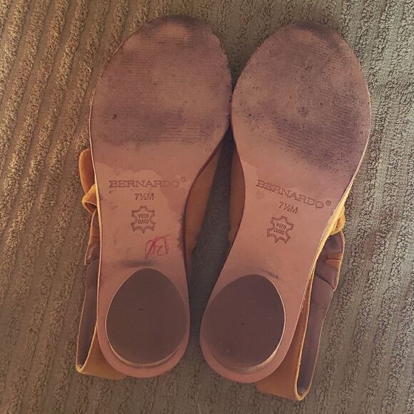 BERNARDO Luna Knotted Sandal Mustard Yellow Open-Toe Leather Suede Bootie 7.5/M - Picture 7 of 7